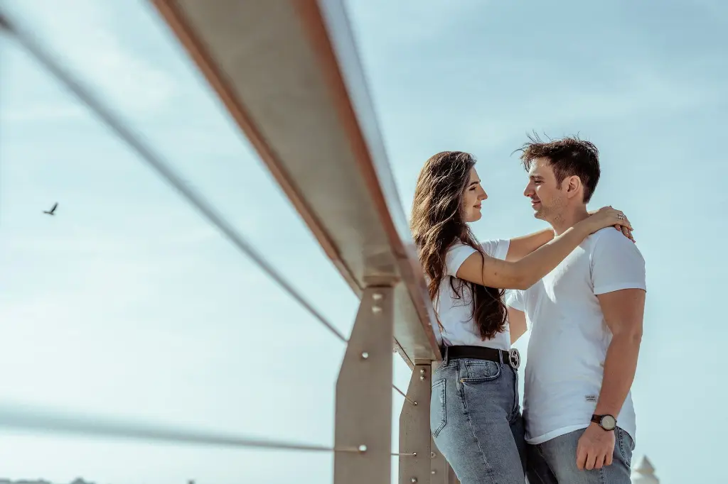 prenuptial-photographer-seaside026.webp