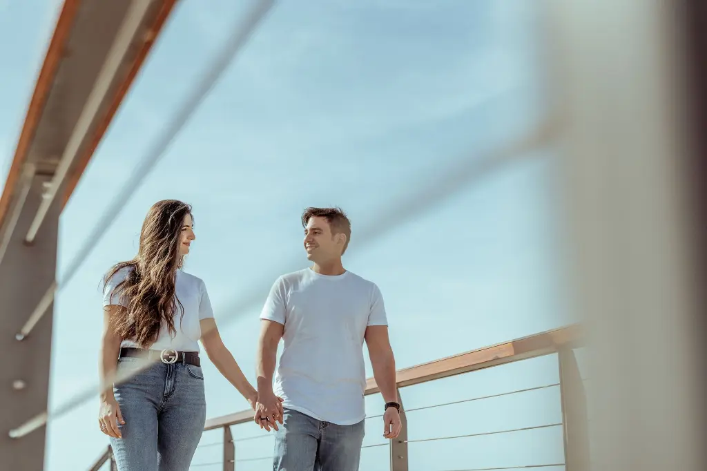 prenuptial-photographer-seaside024.webp