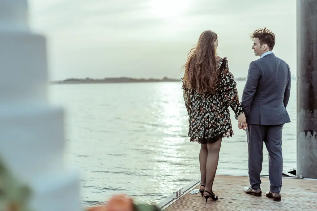 prenuptial-photographer-seaside0134.webp