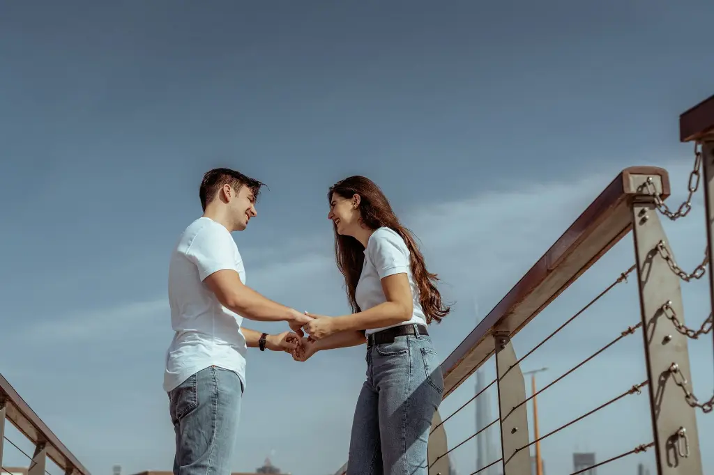 prenuptial-photographer-seaside033.webp