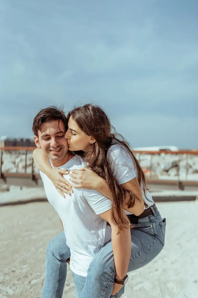 prenuptial-photographer-seaside03.webp