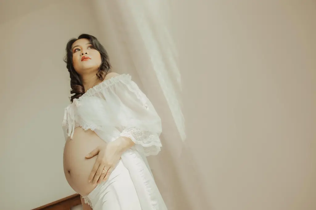 maternity-photographer-sharine09.webp