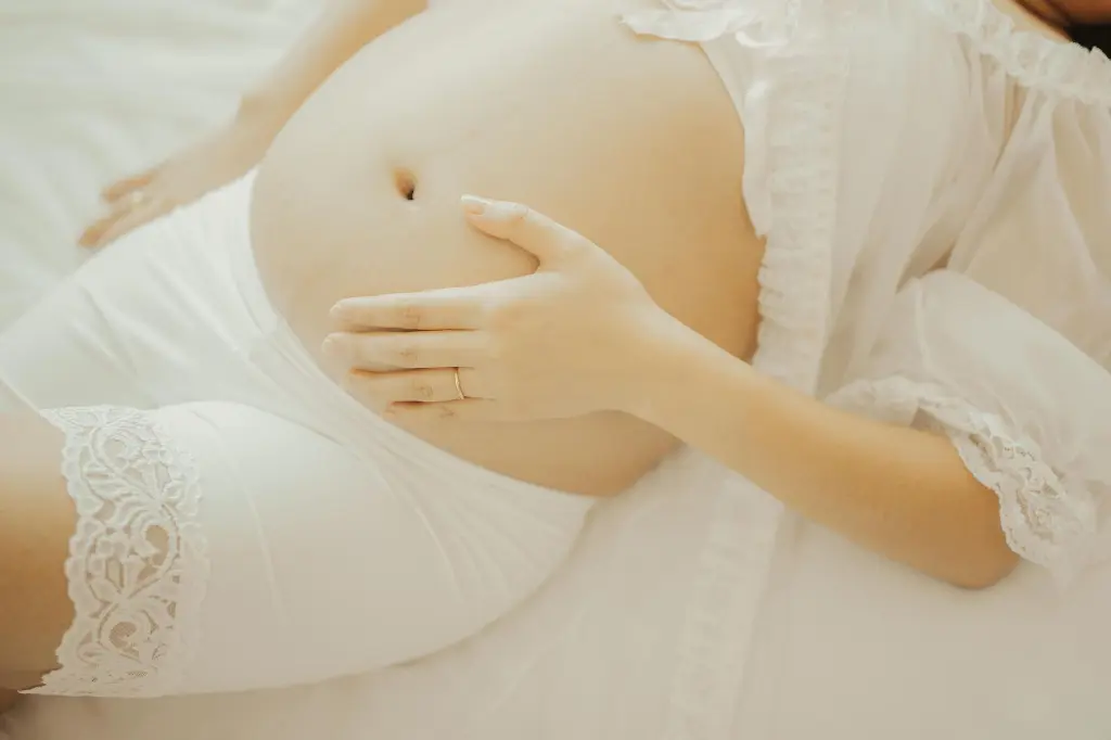 maternity-photographer-sharine035.webp