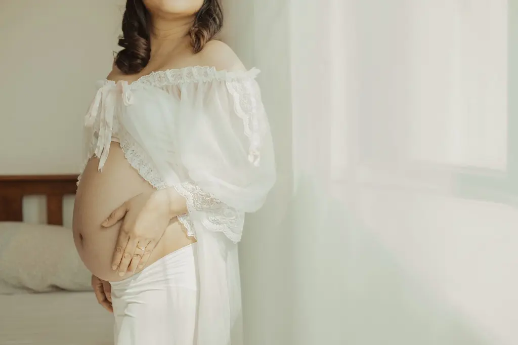 maternity-photographer-sharine08.webp