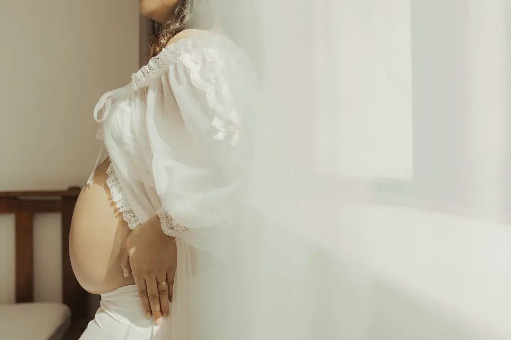 maternity-photographer-sharine011.webp
