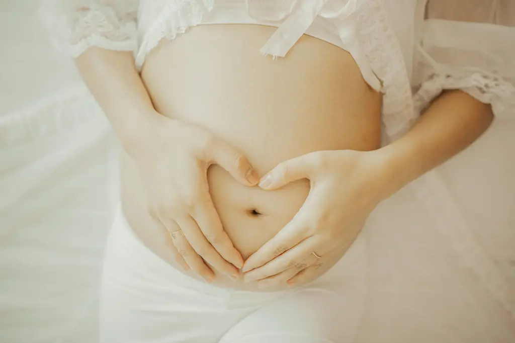 maternity-photographer-sharine038.webp