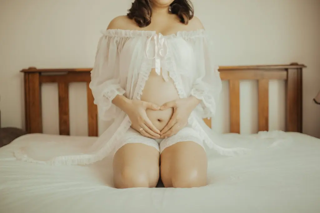 maternity-photographer-sharine023.webp