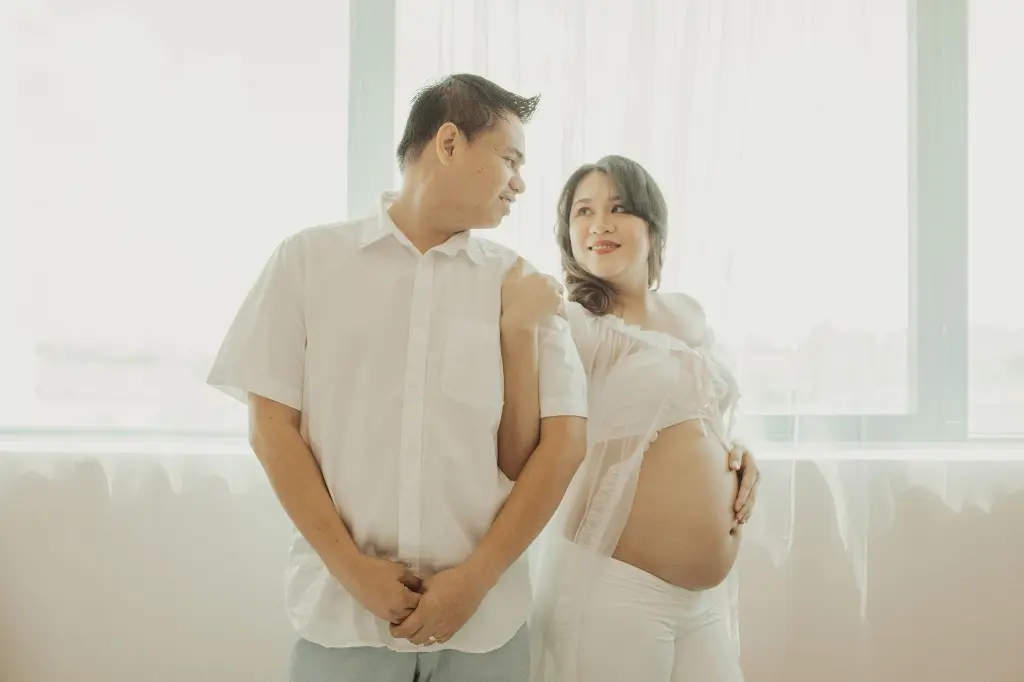 maternity-photographer-sharine045.webp