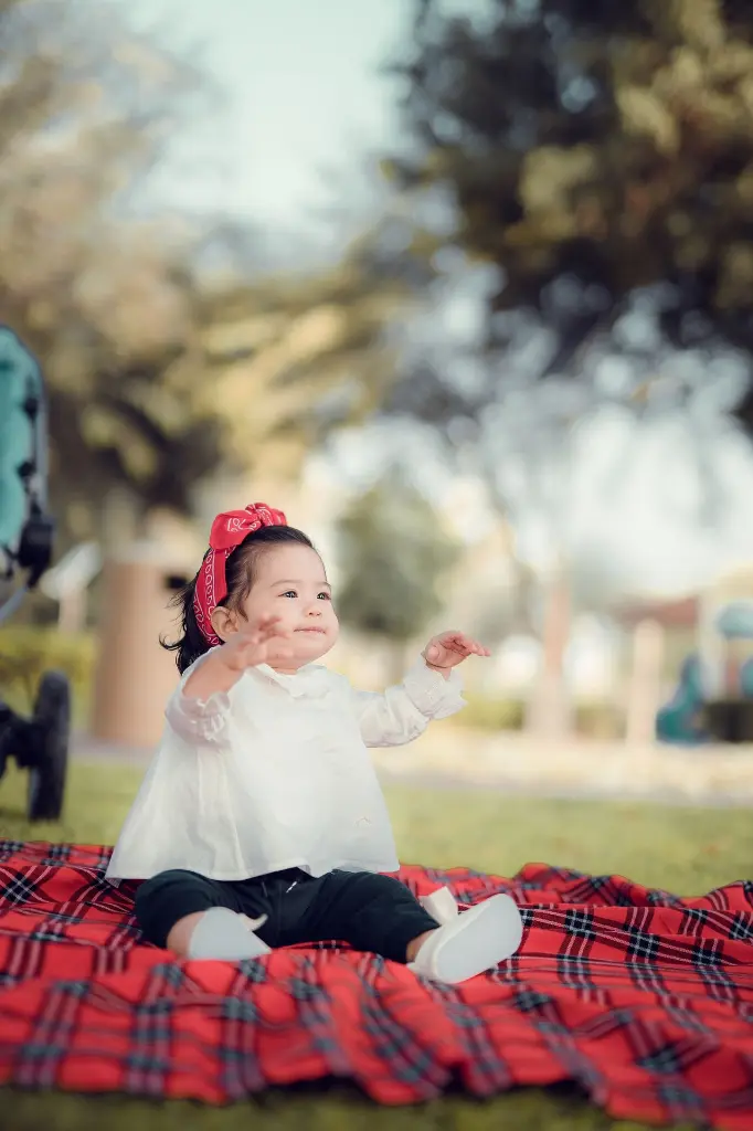 baby-shoot-photographer-caila02.webp