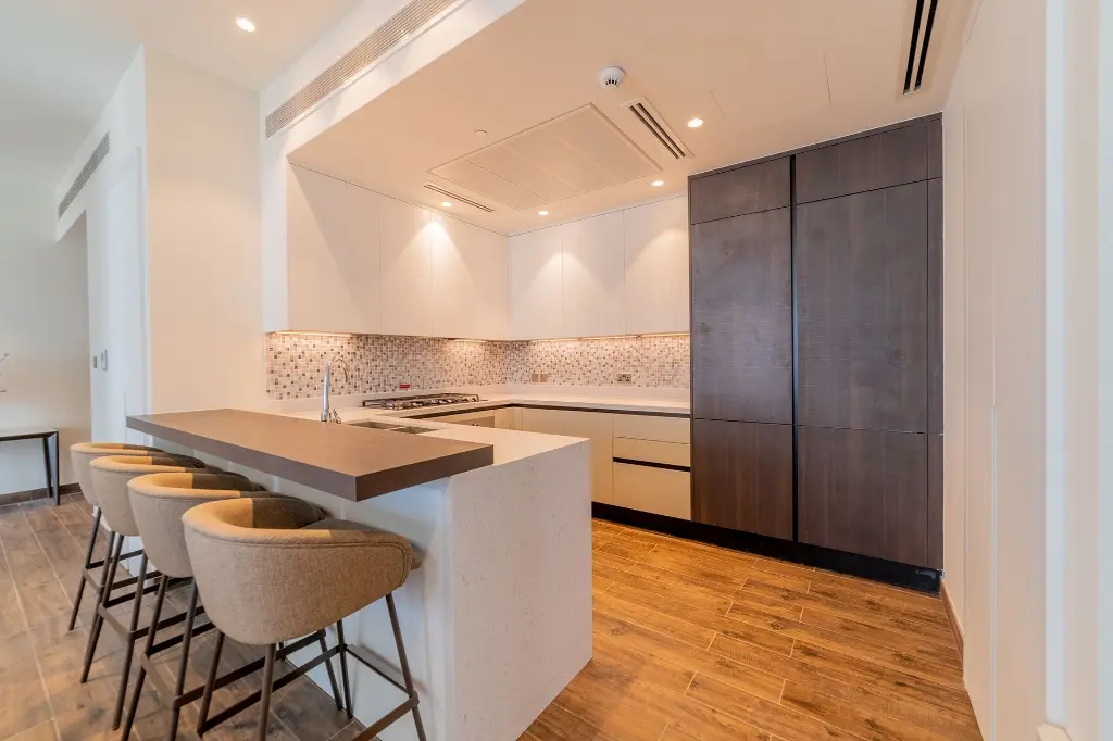 real-estate-photographer-jl3bra010.webp