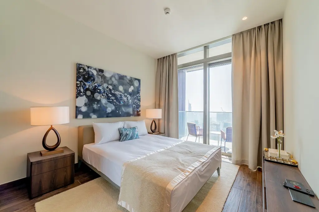 real-estate-photographer-jl3bra05.webp
