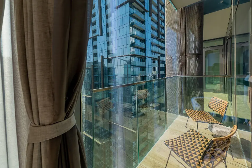 real-estate-photographer-jl1bra06.webp